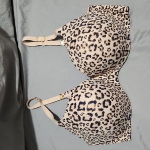 INCREDIBLE BY VICTORIA’S SECRET